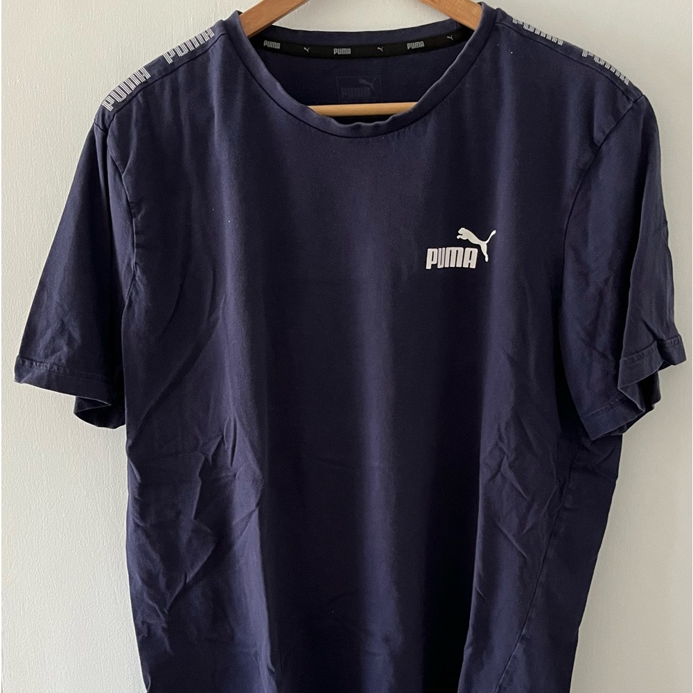 PUMA T-Shirt - with slight stretch -Navy & white - XL